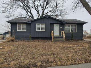 300 S P Street, Indianola, IA 50125