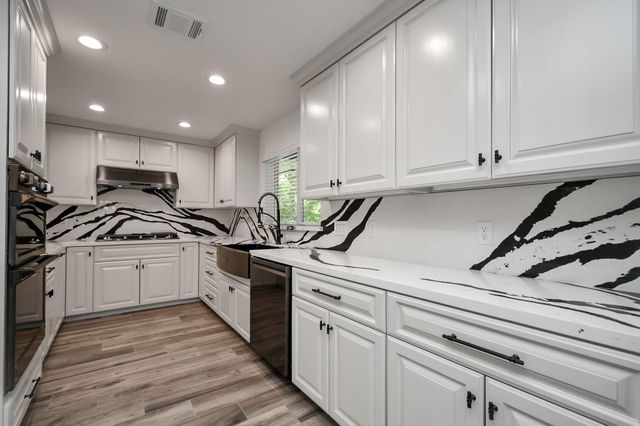 1805 East Avenue, Katy, TX 77493