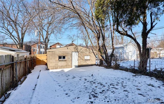 3523 Pennsylvania Avenue, St Louis, MO 63118