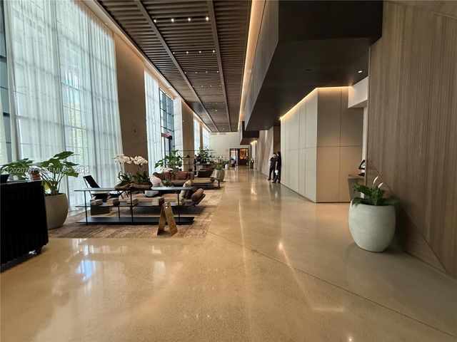 159 NE 6th Street 4016, Miami, FL 33132