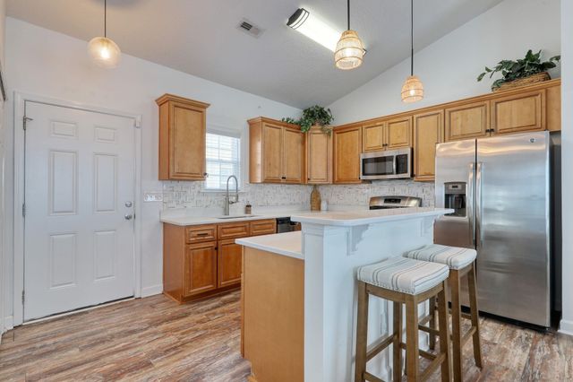502 Castellar Ln., Little River, SC 29566