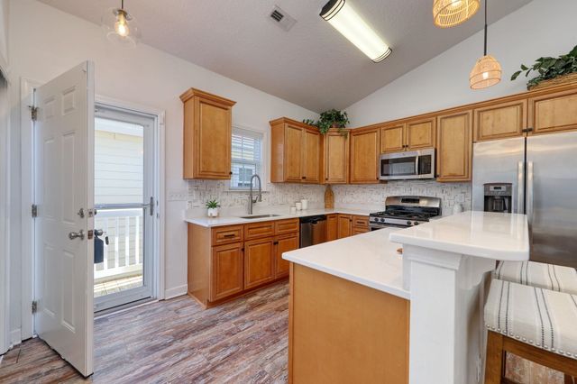 502 Castellar Ln., Little River, SC 29566