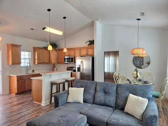 502 Castellar Ln., Little River, SC 29566