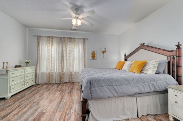 502 Castellar Ln., Little River, SC 29566