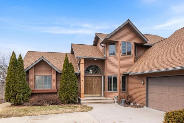 560 Russell Drive, Ripon, WI 54971