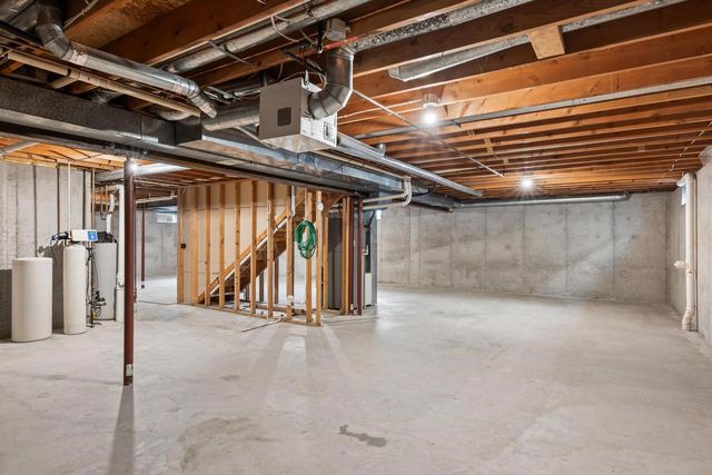 560 Russell Drive, Ripon, WI 54971