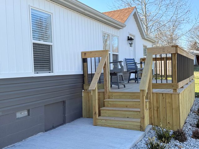 29 Nickelton Lane, Kimberling City, MO 65686