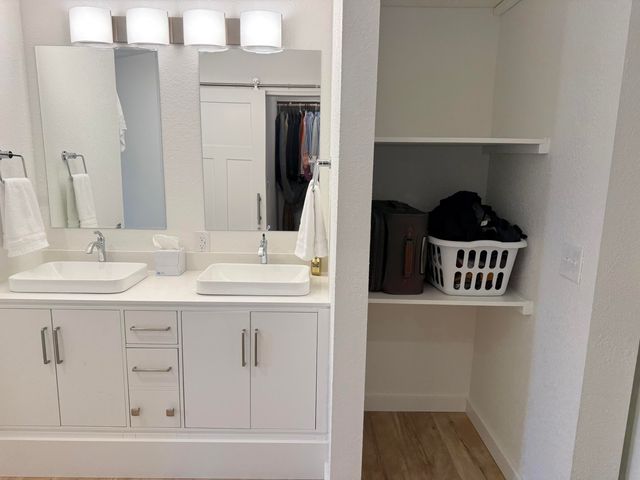 29 Nickelton Lane, Kimberling City, MO 65686