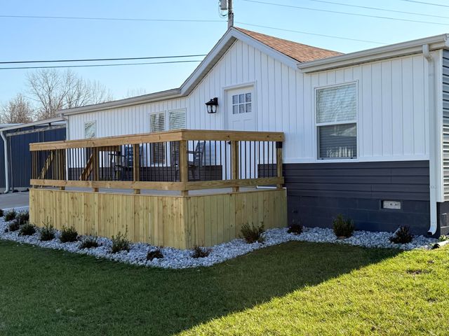 29 Nickelton Lane, Kimberling City, MO 65686