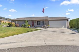 7605 Jackson Ct, Yakima, WA 98908