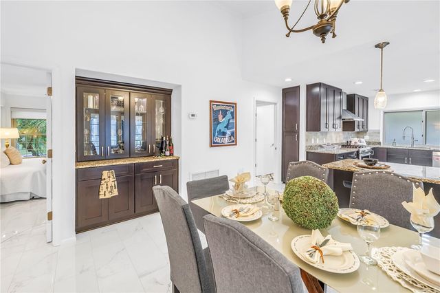 767 CAYA COSTA COURT NE, St Petersburg, FL 33702