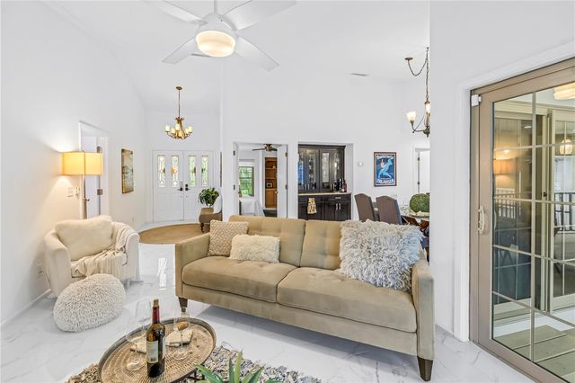 767 CAYA COSTA COURT NE, St Petersburg, FL 33702