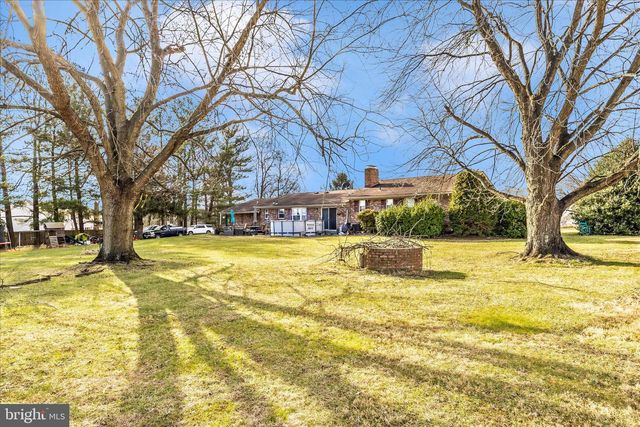 25801 LONG CORNER RD, Gaithersburg, MD 20882