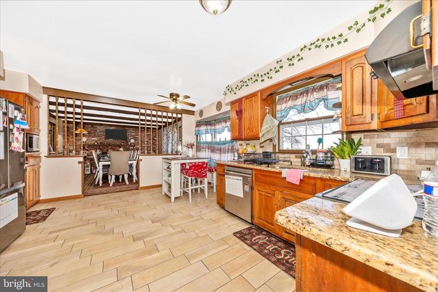 25801 LONG CORNER RD, Gaithersburg, MD 20882