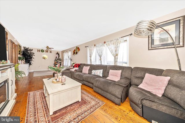 25801 LONG CORNER RD, Gaithersburg, MD 20882