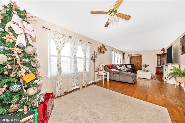 25801 LONG CORNER RD, Gaithersburg, MD 20882