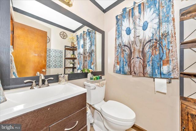 25801 LONG CORNER RD, Gaithersburg, MD 20882