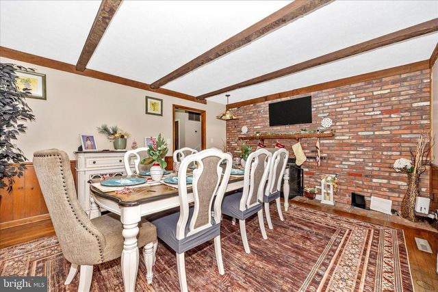 25801 LONG CORNER RD, Gaithersburg, MD 20882