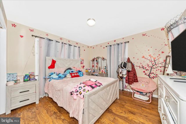 25801 LONG CORNER RD, Gaithersburg, MD 20882