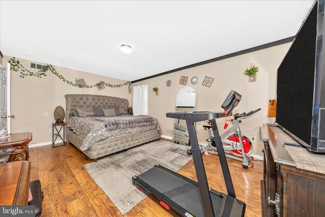 25801 LONG CORNER RD, Gaithersburg, MD 20882