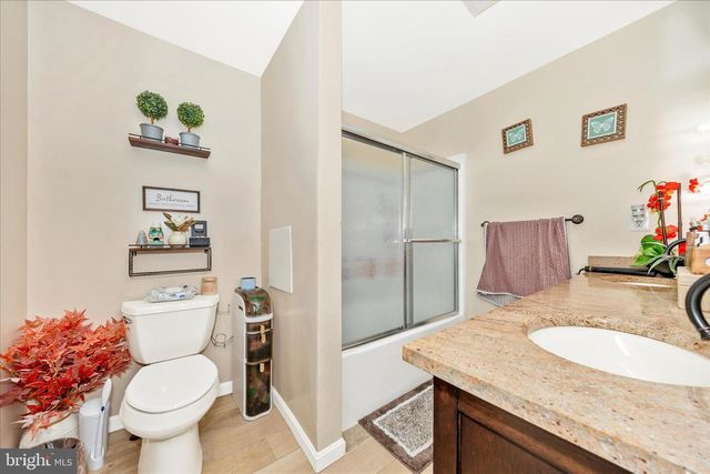 25801 LONG CORNER RD, Gaithersburg, MD 20882