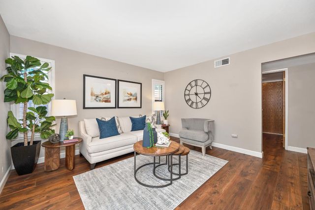 8530 Oak Harbour Ct, Fair Oaks, CA 95628