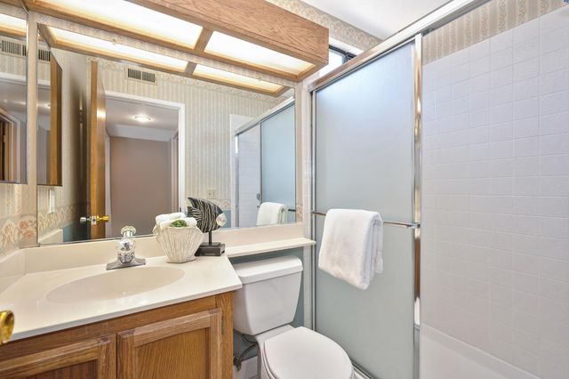 8530 Oak Harbour Ct, Fair Oaks, CA 95628