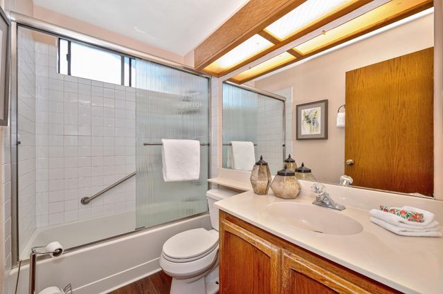 8530 Oak Harbour Ct, Fair Oaks, CA 95628