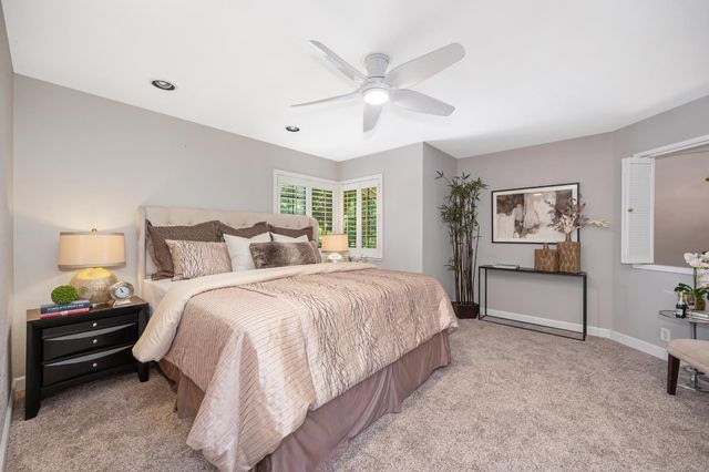 8530 Oak Harbour Ct, Fair Oaks, CA 95628