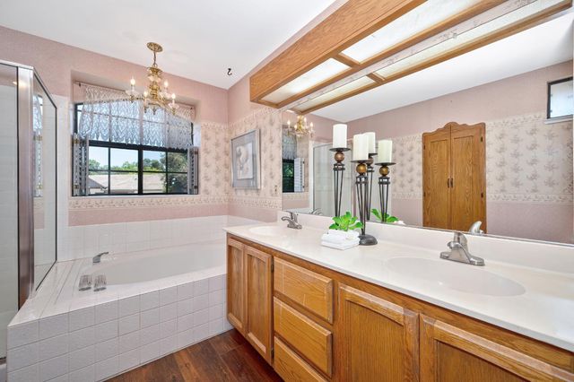 8530 Oak Harbour Ct, Fair Oaks, CA 95628