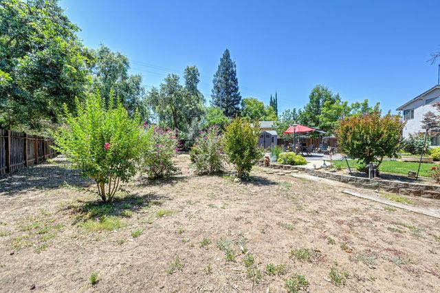 8530 Oak Harbour Ct, Fair Oaks, CA 95628