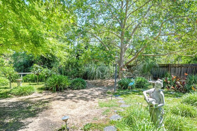 8530 Oak Harbour Ct, Fair Oaks, CA 95628
