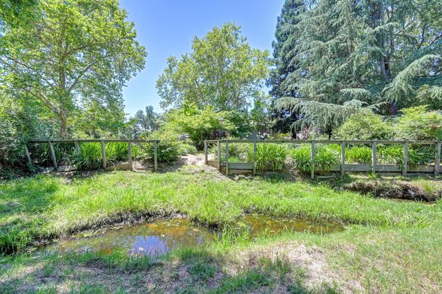 8530 Oak Harbour Ct, Fair Oaks, CA 95628