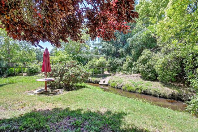 8530 Oak Harbour Ct, Fair Oaks, CA 95628