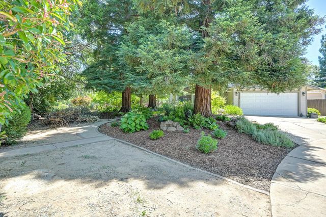 8530 Oak Harbour Ct, Fair Oaks, CA 95628