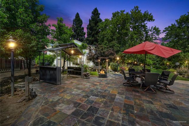 8530 Oak Harbour Ct, Fair Oaks, CA 95628