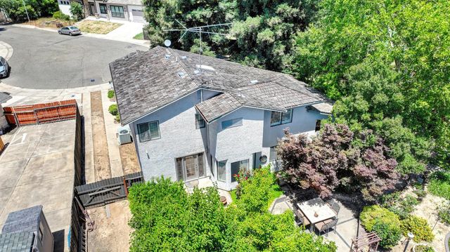 8530 Oak Harbour Ct, Fair Oaks, CA 95628