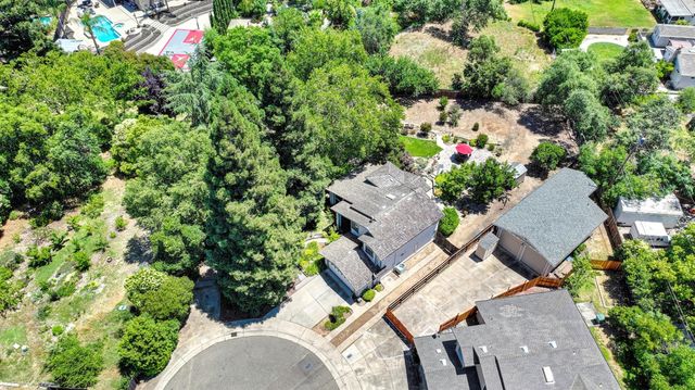 8530 Oak Harbour Ct, Fair Oaks, CA 95628
