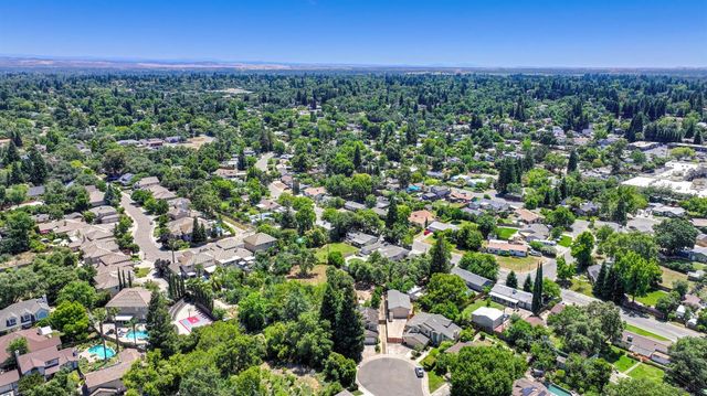 8530 Oak Harbour Ct, Fair Oaks, CA 95628