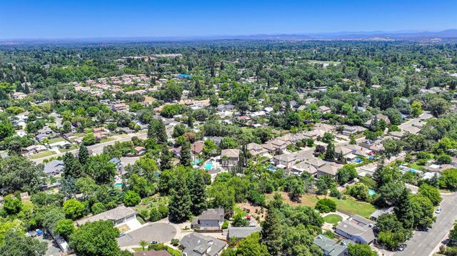 8530 Oak Harbour Ct, Fair Oaks, CA 95628