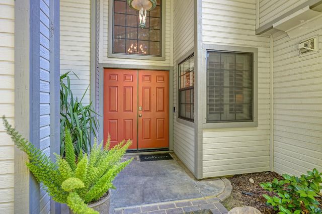 8530 Oak Harbour Ct, Fair Oaks, CA 95628