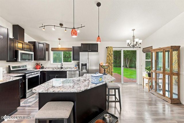 38787 E Darrington Village Circle, Wasilla, AK 99654