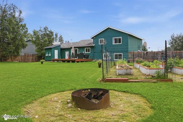 38787 E Darrington Village Circle, Wasilla, AK 99654