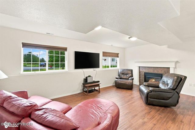 38787 E Darrington Village Circle, Wasilla, AK 99654