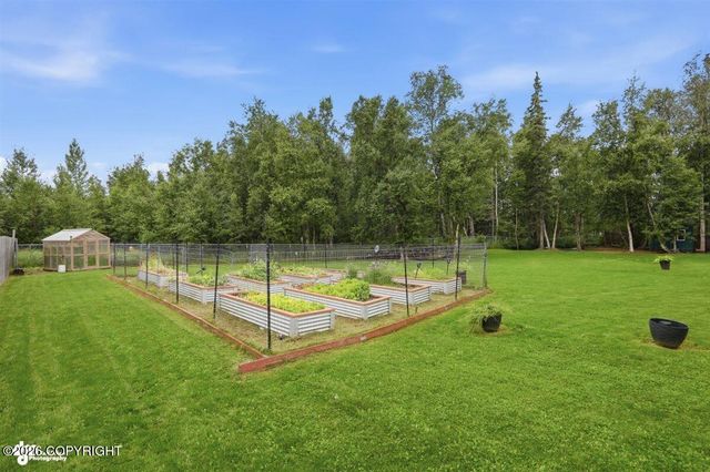 38787 E Darrington Village Circle, Wasilla, AK 99654