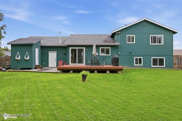 38787 E Darrington Village Circle, Wasilla, AK 99654
