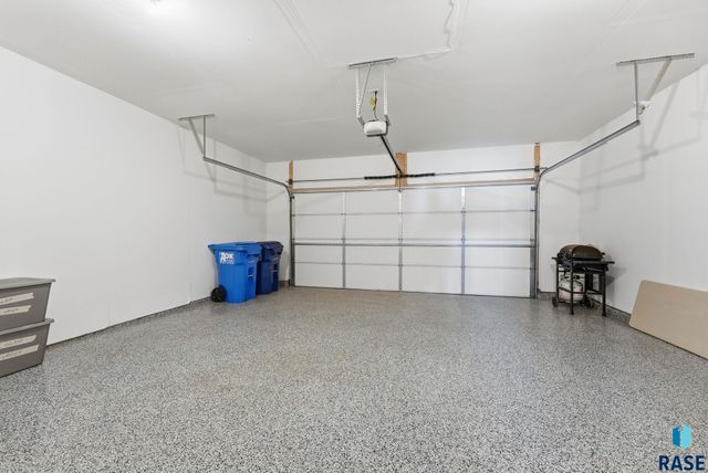 8167 E Tencate Pl Place, Sioux Falls, SD 57110