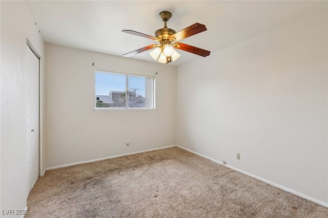 6912 Singing Dunes Lane, Las Vegas, NV 89145