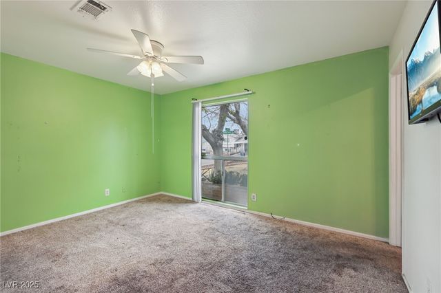 6912 Singing Dunes Lane, Las Vegas, NV 89145