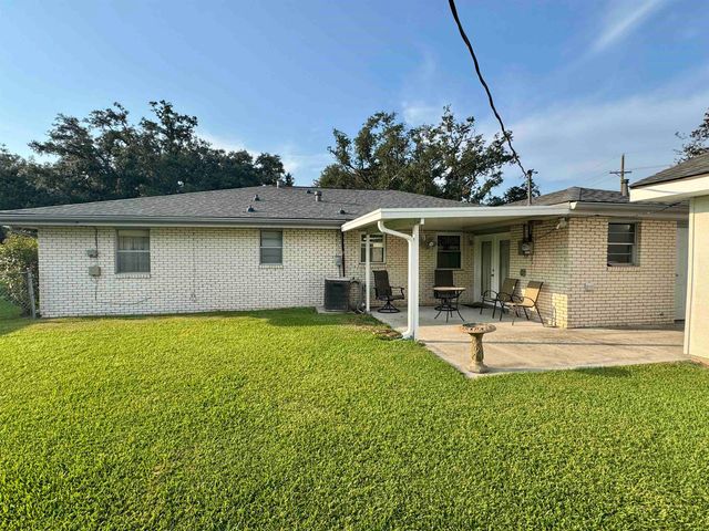 816 Funderburk Avenue, Houma, LA 70364